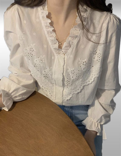 เสื้อแฟชั่นสีขาวแขนยาวแบบสวยหวาน รหัส2336