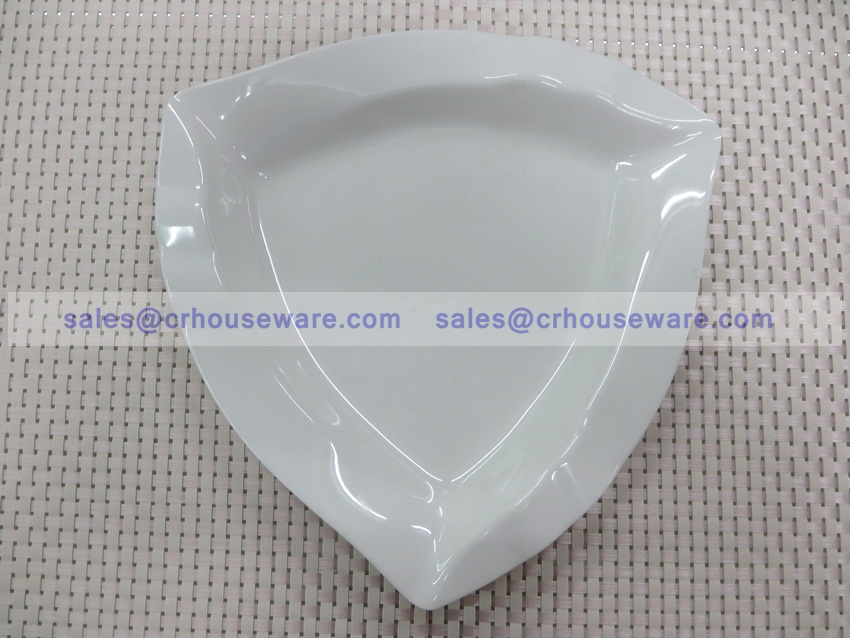 จานสามเหลี่ยม 11 นิ้ว 017-PX-62411