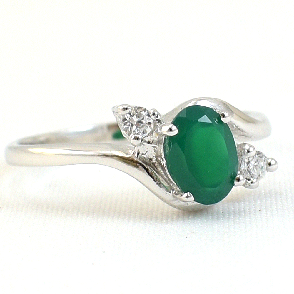 แหวนเงินแท้ราคาถูกชุบทองคำขาว พลอยแท้กรีนอะเกท 0.72 กะรัต เพชรCZ 0.08 กะรัต งานประณีตสวยงาม สั่งผลิตค่ะ