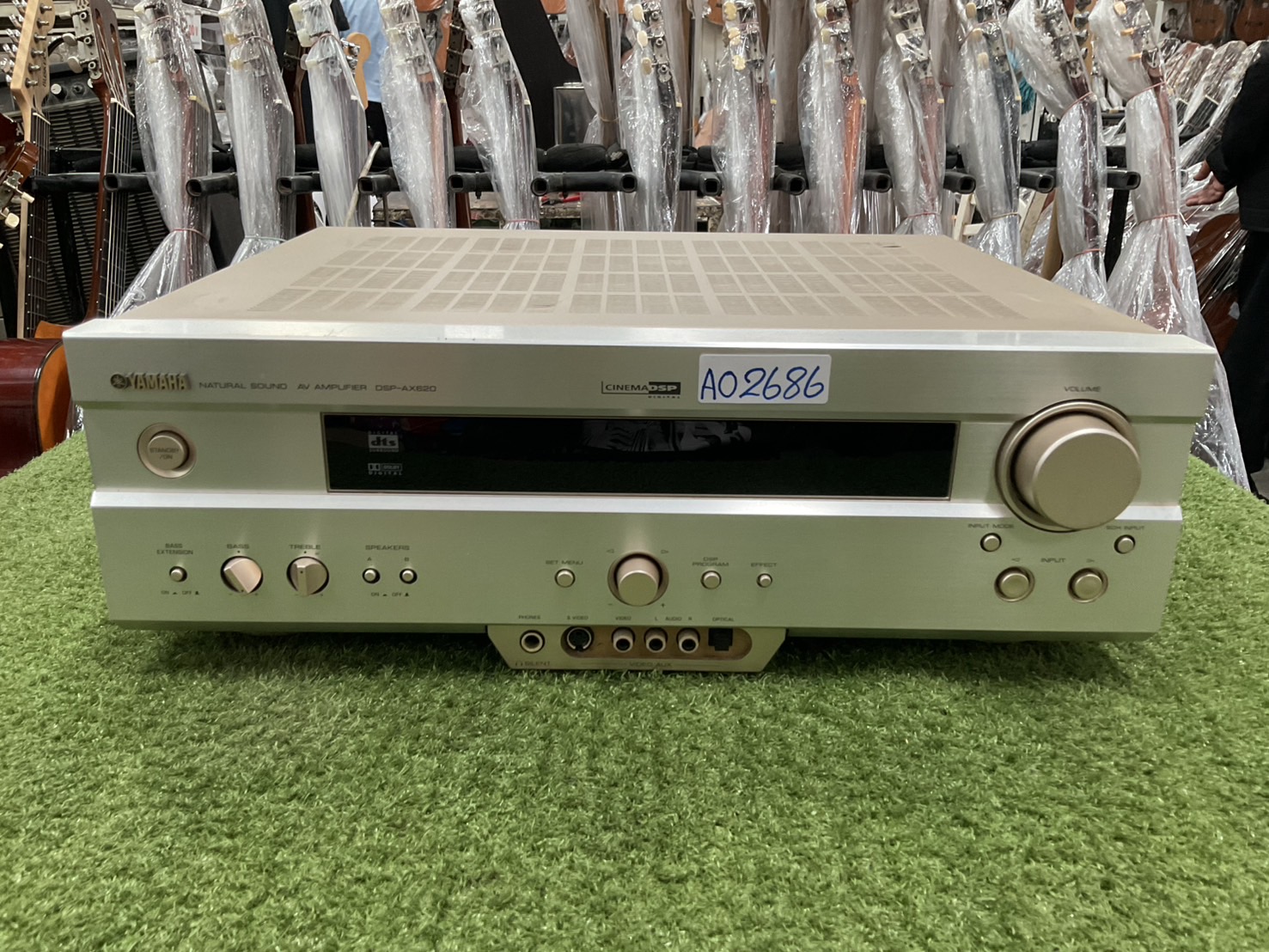 เครื่องขยายเสียง YAMAHA : DSP-AX620
