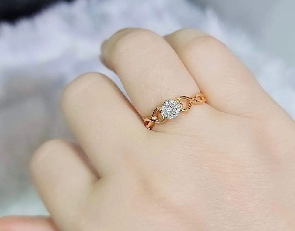 พร้อมส่งและสั่งผลิตแหวนเพชรกระจุกแน่นๆ แหวนแต่งงาน แหวนหมั้น ใส่เที่ยว ออกงาน แหวนทองคำ 9K เพชรกุหลาบแท้ 0.10 กะรัต 19 เม็ด ราคาถูกมาก ส่งฟรี