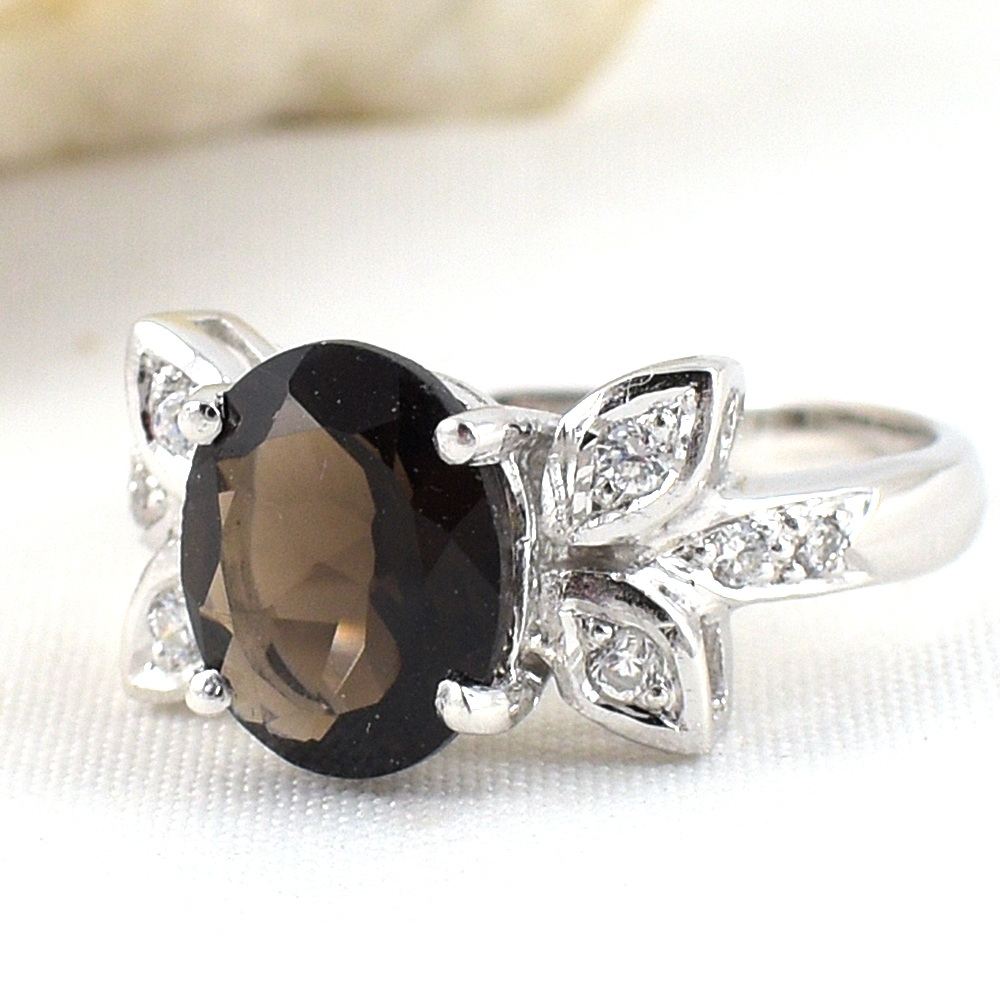 แหวนเงินแท้ราคาถูกชุบทองคำขาว พลอยแท้สโมกกี้ควอทซ์ 2.25 กะรัต เพชรCZ 0.16 กะรัต งานประณีตสวยงาม สั่งผลิตค่ะ