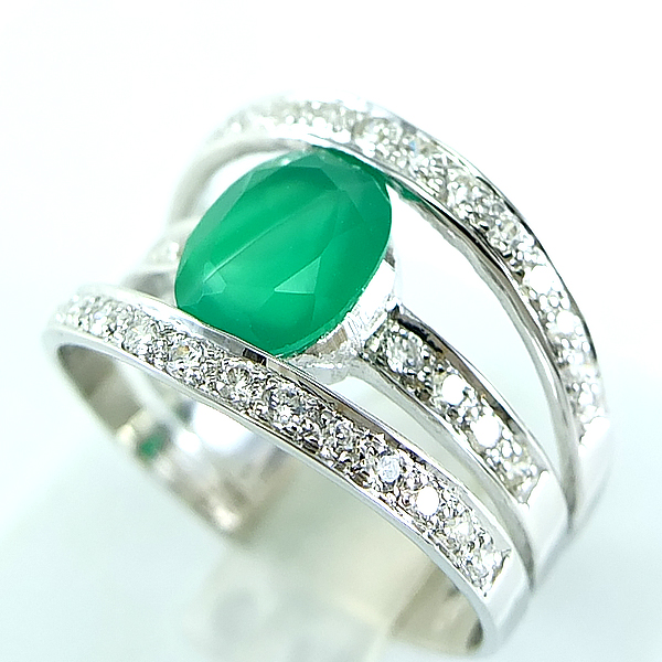 แหวนเงินแท้ราคาถูกชุบทองคำขาว พลอยแท้กรีนอะเกท 1.70 กะรัต เพชรCZ 0.57 กะรัต งานประณีตสวยงาม สั่งผลิตค่ะ