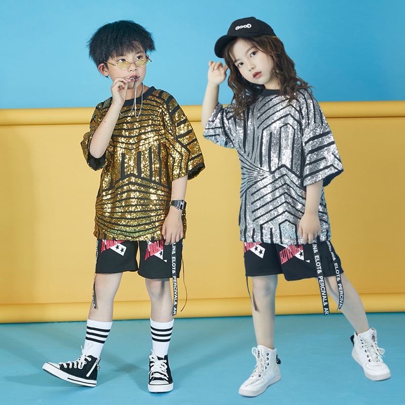 ชุดเต้น ฮิปฮอป เสื้อแขนสั้นสีทอง+กางเกงขาสั้นสีดำ