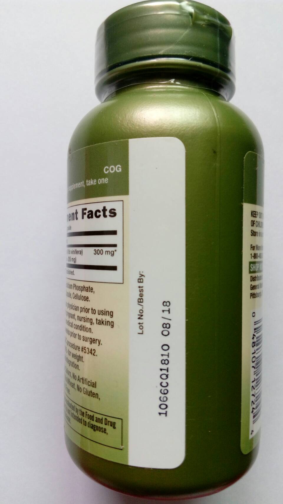 **พร้อมส่ง** GNC Herbal Plus Grape Seed Extract, 300mg, Vegetarian 100 Capsules (95% Polyphenols)สารสกัดจากเมล็ดองุ่น บำรุงผิวให้กระจ่างใส ไร้ริ้วรอย