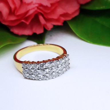 สั่งผลิตเพชรเบลเยี่ยมคัท แหวนแต่งงาน แหวนหมั้น ใส่เที่ยว ออกงาน แหวนทองคำ 18K เพชรแท้ 0.94 กะรัค 5.10 กรัม น้ำ 99 ราคาถูกมาก มีใบรับประกันค่ะ