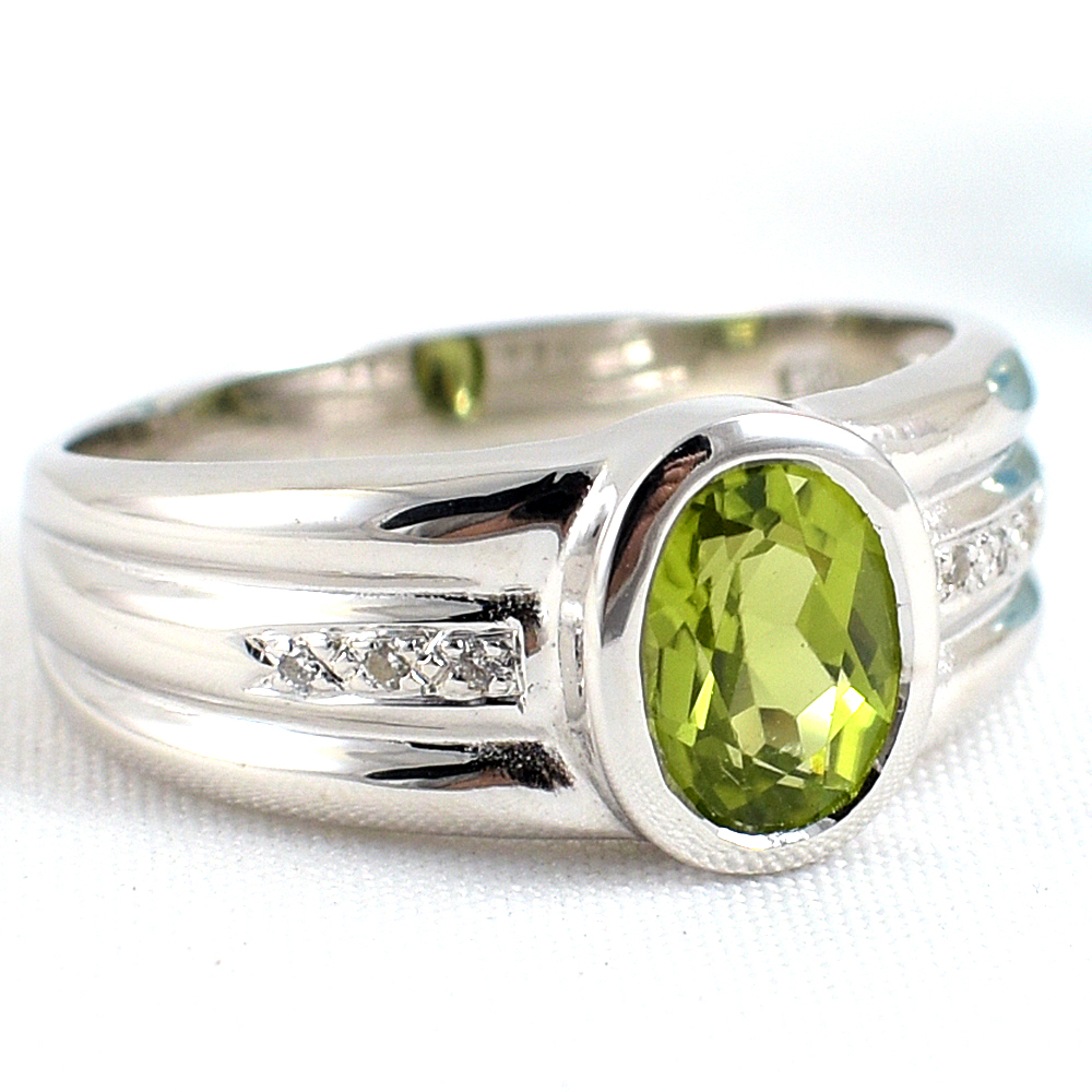 แหวนเงินแท้ราคาถูกชุบทองคำขาว เพอริดอทแท้ 1.33 กะรัต เพชรCZ 0.042 กะรัต งานประณีตสวยงาม สั่งผลิตค่ะ