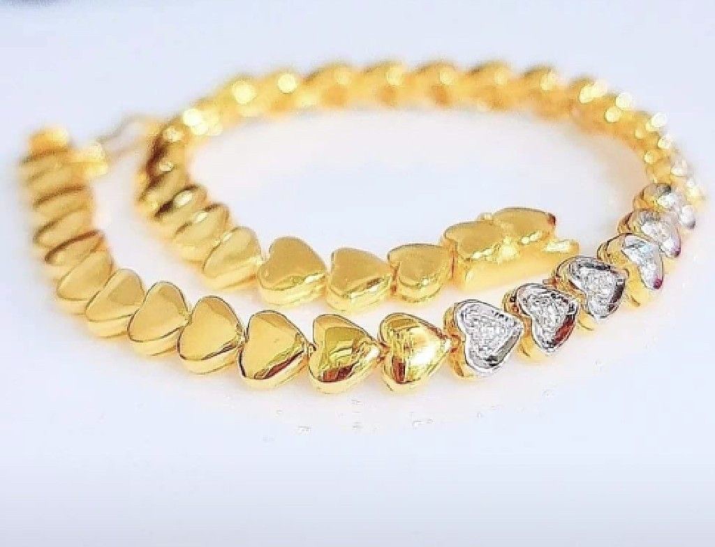 พร้อมส่งและสั่งผลิตสร้อยข้อมือทองเพชรแท้รูปหัวใจ แต่งงาน หมั้น ใส่เที่ยว ออกงาน ทองคำ 9K เพชรแท้ 0.32 กะรัต 16 เม็ด ราคาถูกมาก ส่งฟรี