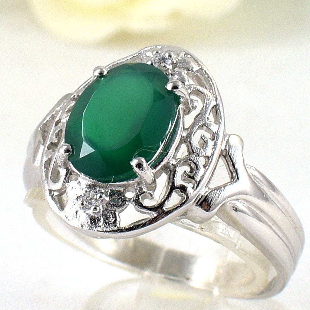 แหวนเงินแท้ราคาถูกชุบทองคำขาว พลอยแท้กรีนอะเกท 1.80 กะรัต เพชรCZ 0.02 กะรัต งานประณีตสวยงาม สั่งผลิตค่ะ