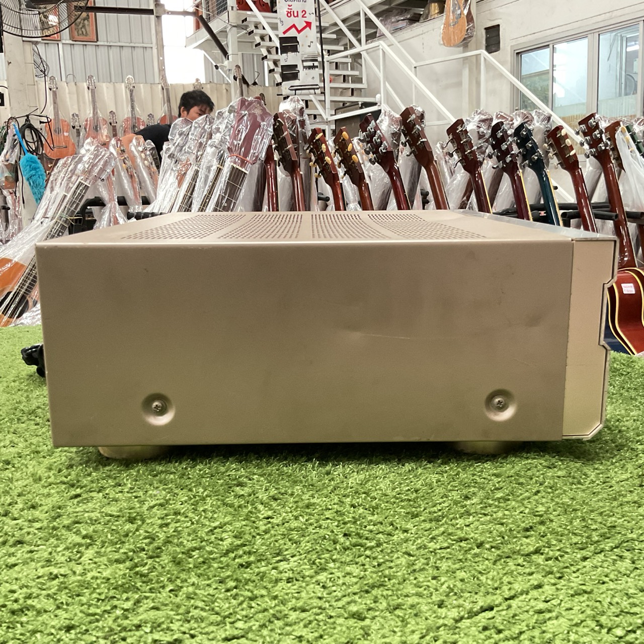 เครื่องขยายเสียง YAMAHA : DSP-AX620