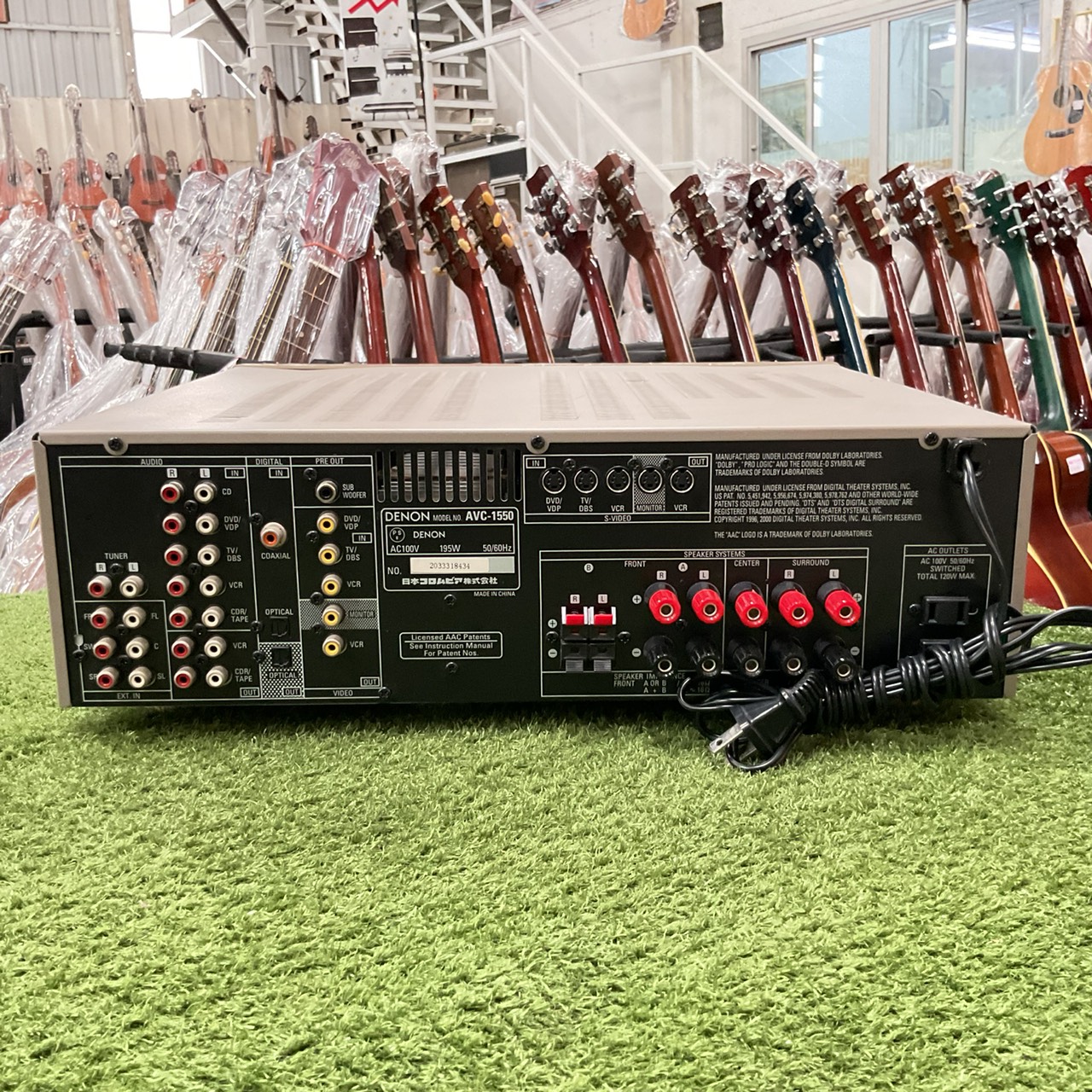 เครื่องขยายเสียง DENON : AVC-1550