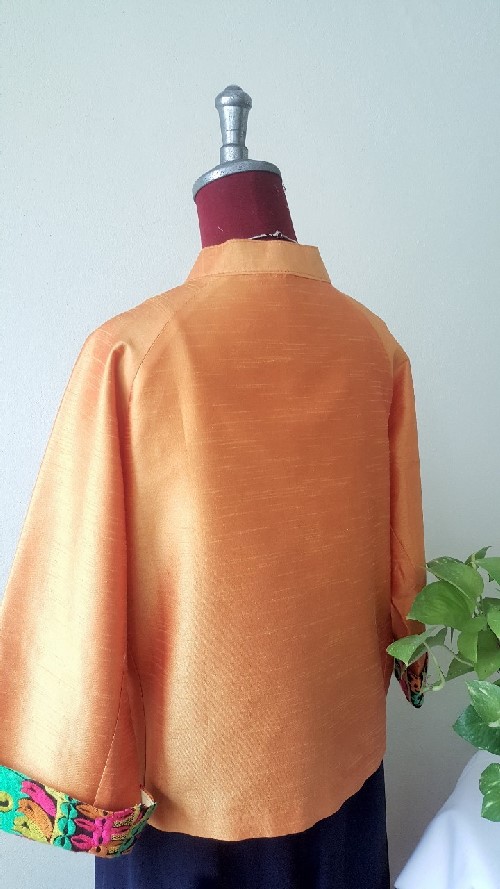 SIVA เสื้อคลุ้มผ้าไหมไทยตกแต่งวัสดุเหลือใช้ SIVA (ส่งฟรี) ดำ,น้ำตาล,ชมภู่,ฟ้า,แดงเลือดหมู M,L,XL,XXL