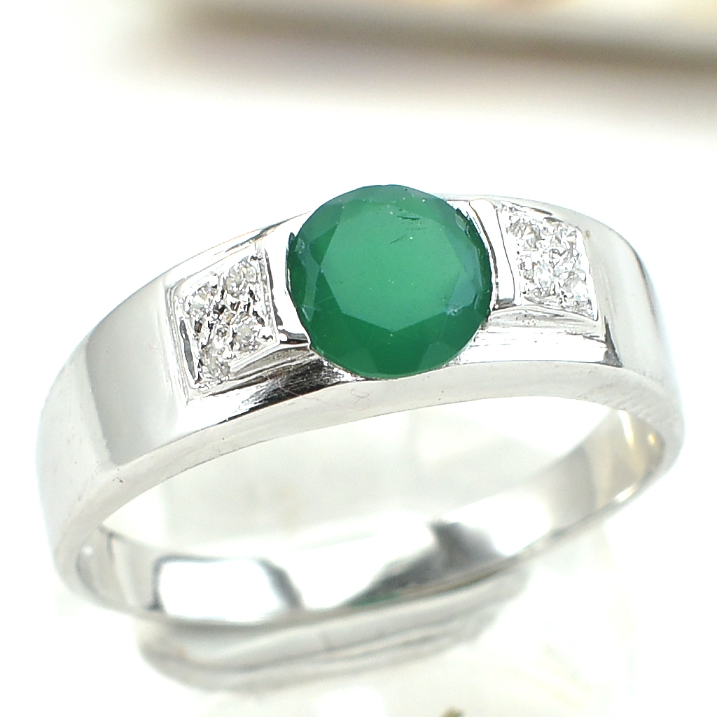 แหวนเงินแท้ราคาถูกชุบทองคำขาว พลอยแท้กรีนอะเกท 0.95 กะรัต เพชรCZ 0.056 กะรัต งานประณีตสวยงาม สั่งผลิตค่ะ