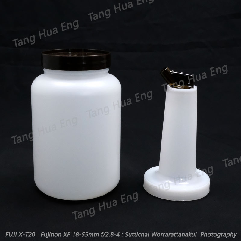 ขวดใส่น้ำผลไม้ ขนาด 0.5 แกลลอน สีน้ำตาล ( คอขาว ) 8021-BRO