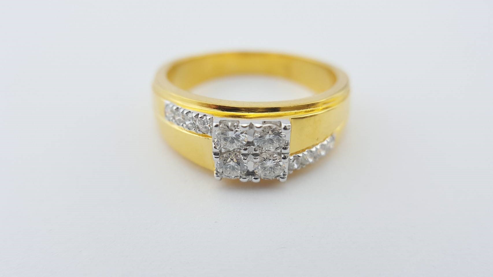 สั่งผลิตเพชรเบลเยี่ยมคัท แหวนแต่งงาน แหวนหมั้น ใส่เที่ยว ออกงาน แหวนทองคำ 18K เพชรแท้ 0.49 กะรัต 6.33 กรัม น้ำ 99 ราคาถูกมาก มีใบรับประกันค่ะ