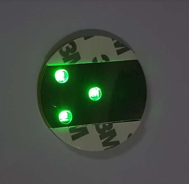 ที่รองแก้วไฟ LED 3M แบบเทปกาว ขนาด 4.5 ซม. สีเขียว