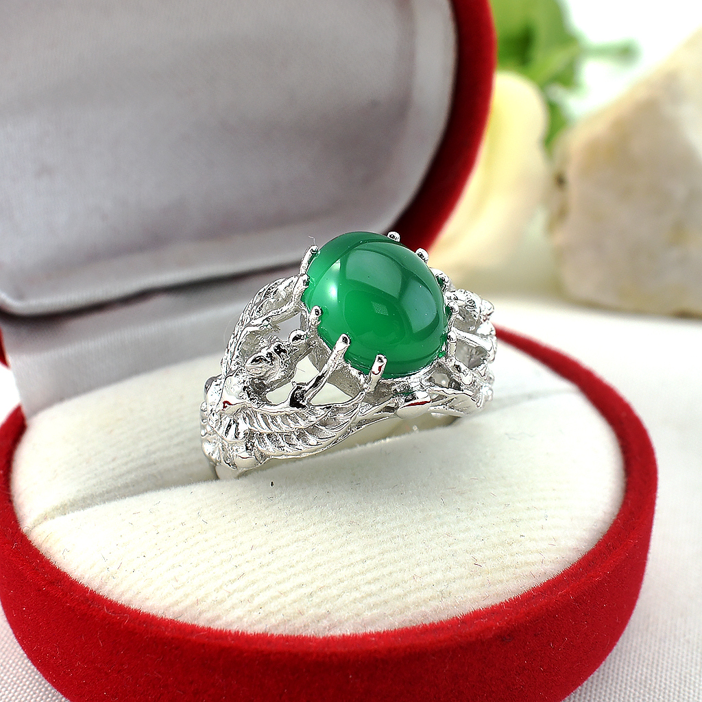 แหวนเงินแท้ราคาถูกชุบทองคำขาว พลอยแท้กรีนอะเกท 4.5 กะรัต งานประณีตสวยงาม สั่งผลิตค่ะ