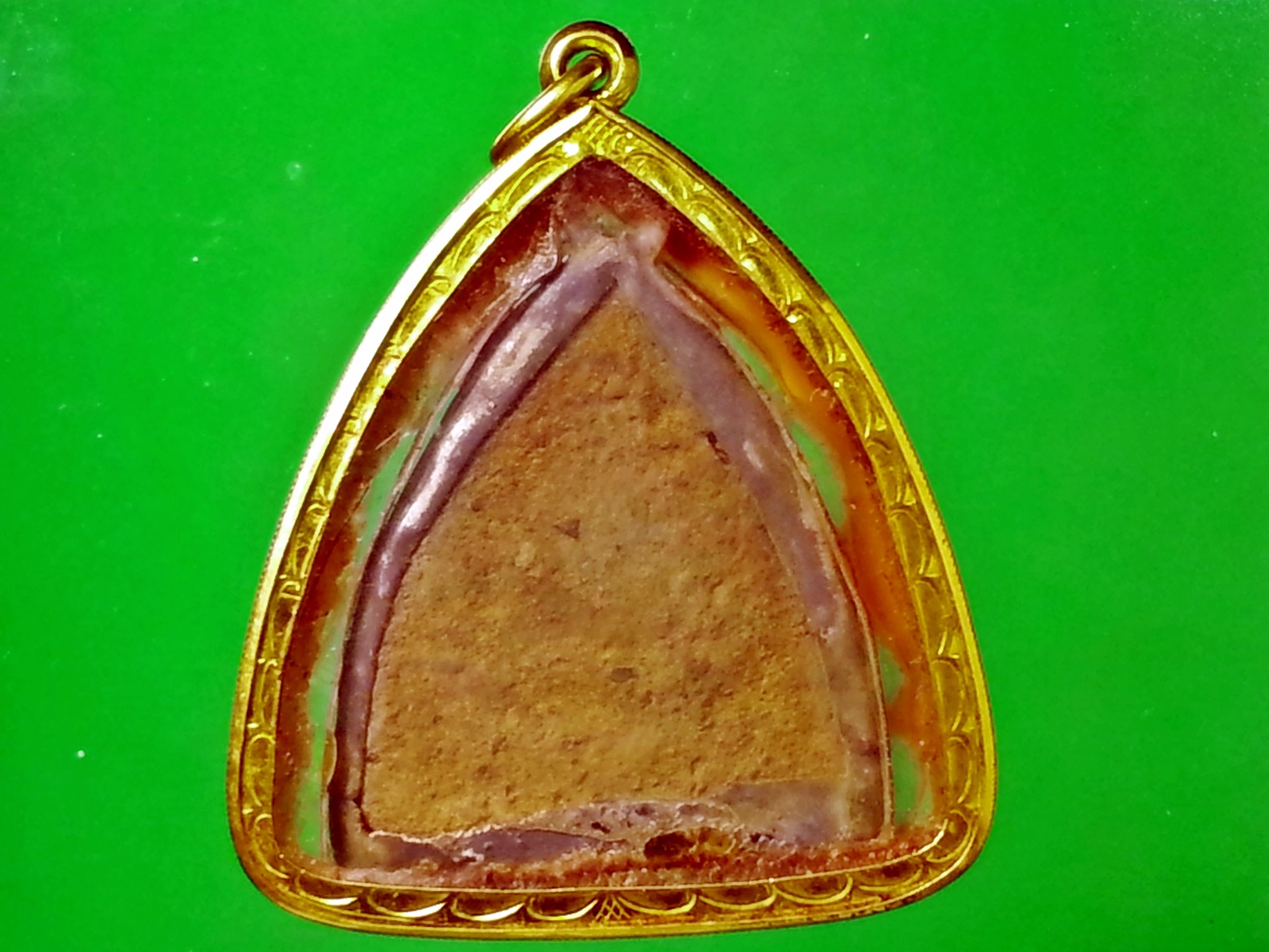 หลวงพ่อโต กรุบางกระทิง จ.อยุธยา เลี่ยมเงินเก่า เลี่ยมทองขอบนอก