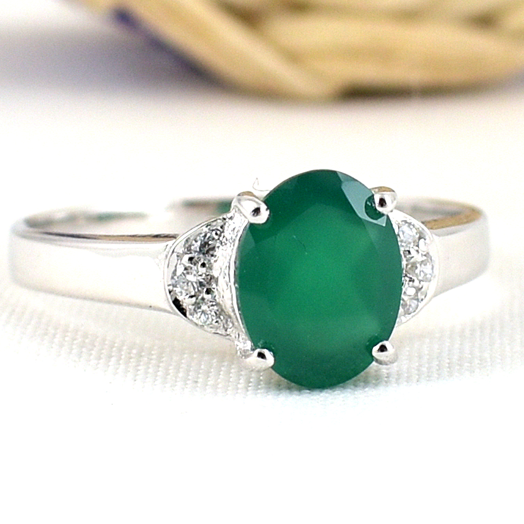 แหวนเงินแท้ราคาถูกชุบทองคำขาว พลอยแท้กรีนอะเกท 1.25 กะรัต เพชรCZ 0.05 กะรัต งานประณีตสวยงาม สั่งผลิตค่ะ