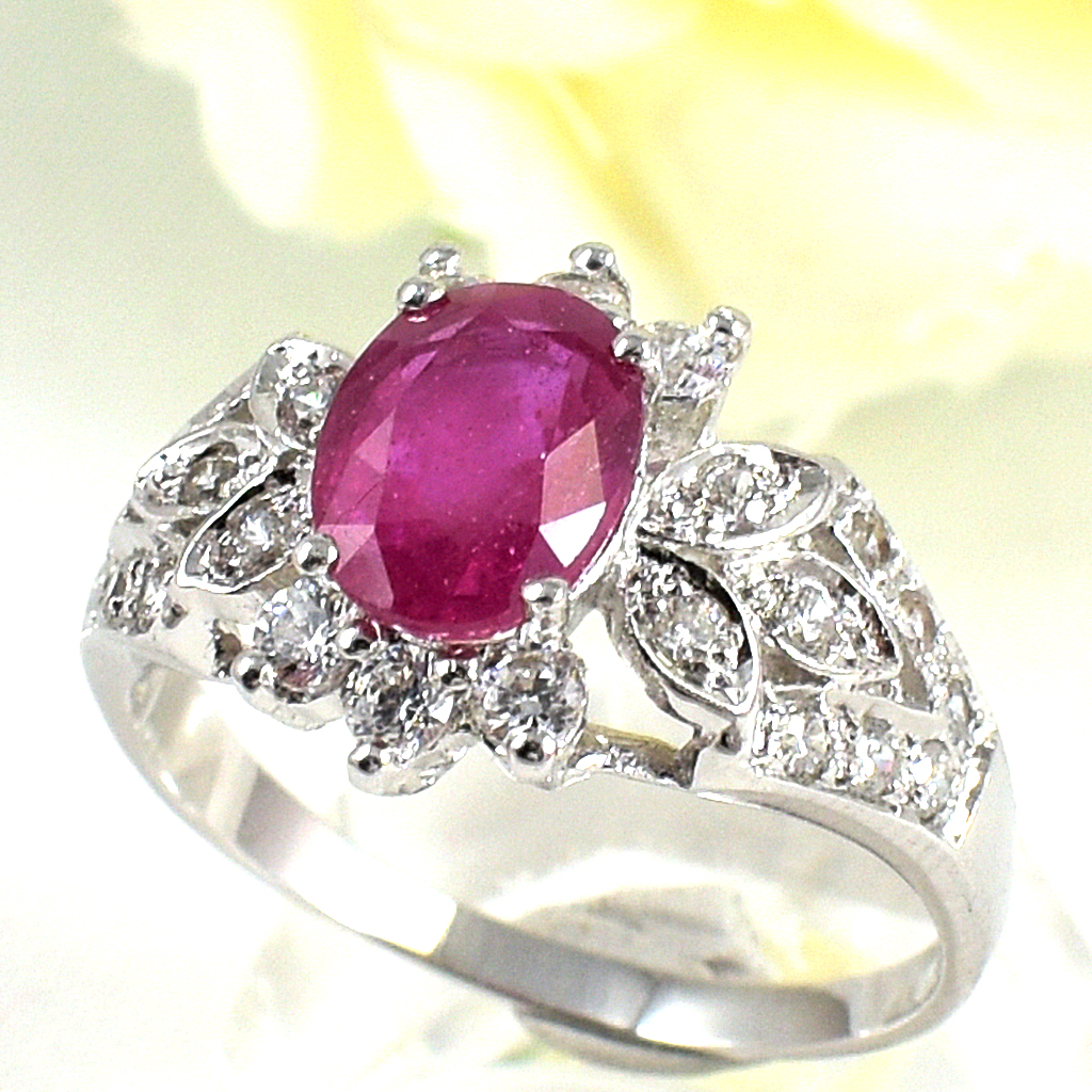 แหวนเงินแท้ราคาถูกชุบทองคำขาว ทับทิมแท้ 1.60 กะรัต เพชรCZ 0.27 กะรัต งานประณีตสวยงาม สั่งผลิตค่ะ