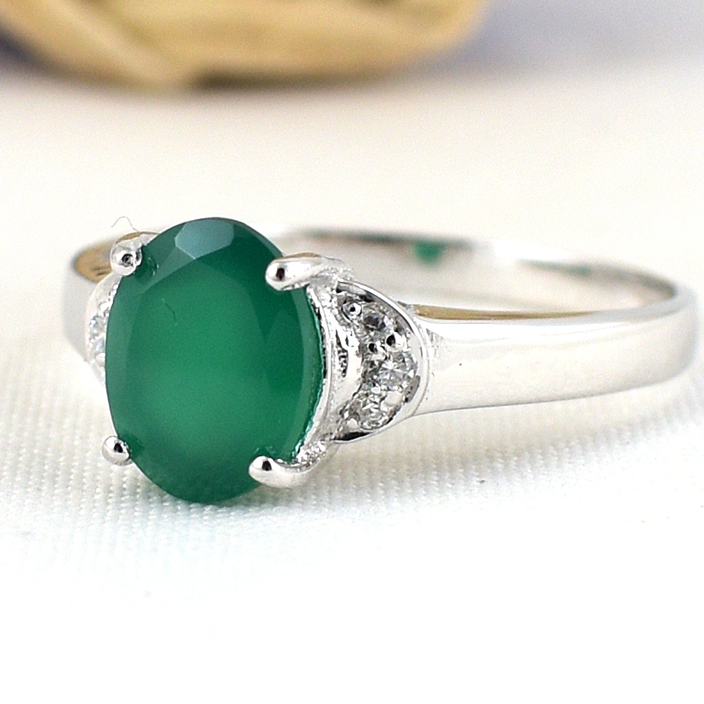 แหวนเงินแท้ราคาถูกชุบทองคำขาว พลอยแท้กรีนอะเกท 1.25 กะรัต เพชรCZ 0.05 กะรัต งานประณีตสวยงาม สั่งผลิตค่ะ