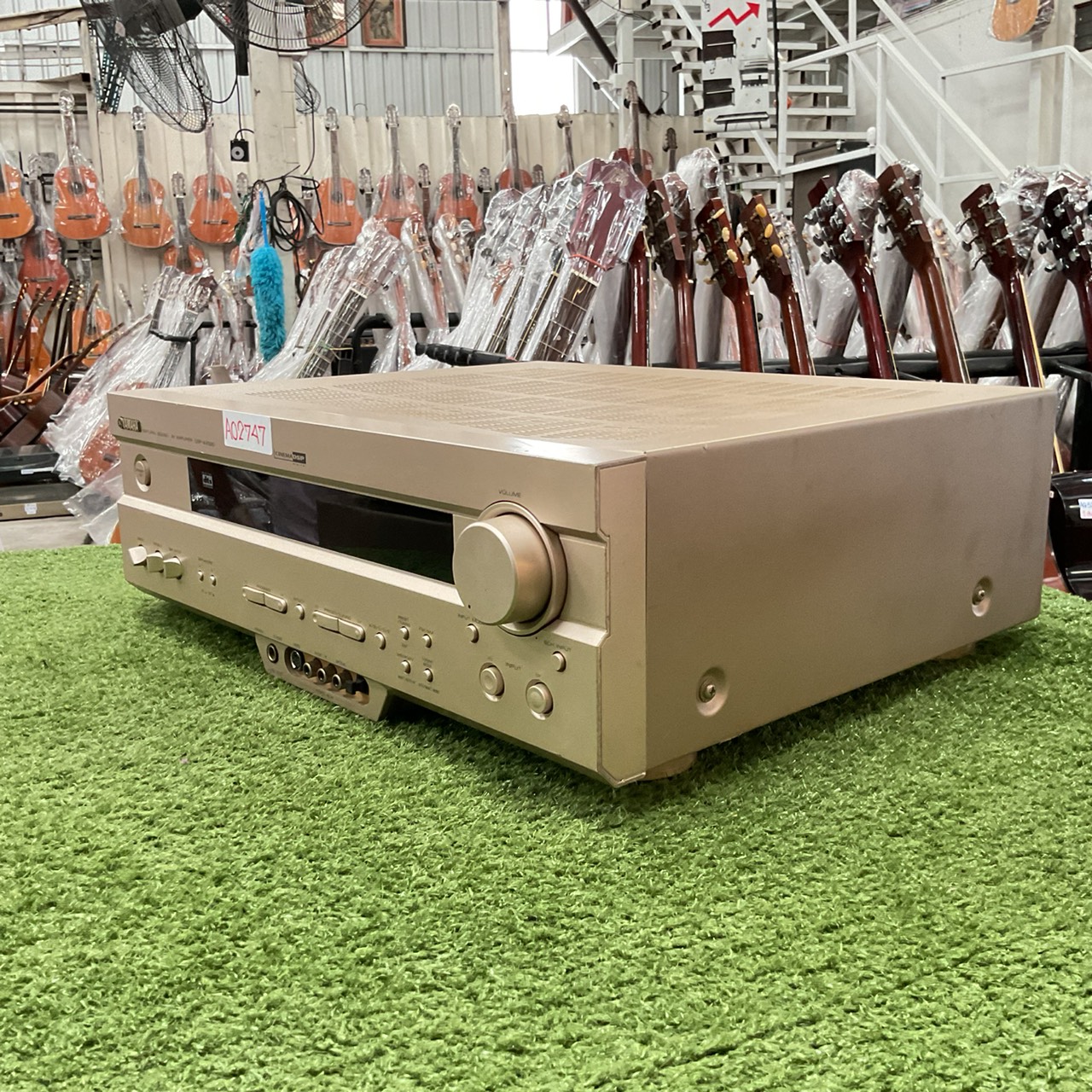 เครื่องขยายเสียง YAMAHA : DSP-AX520