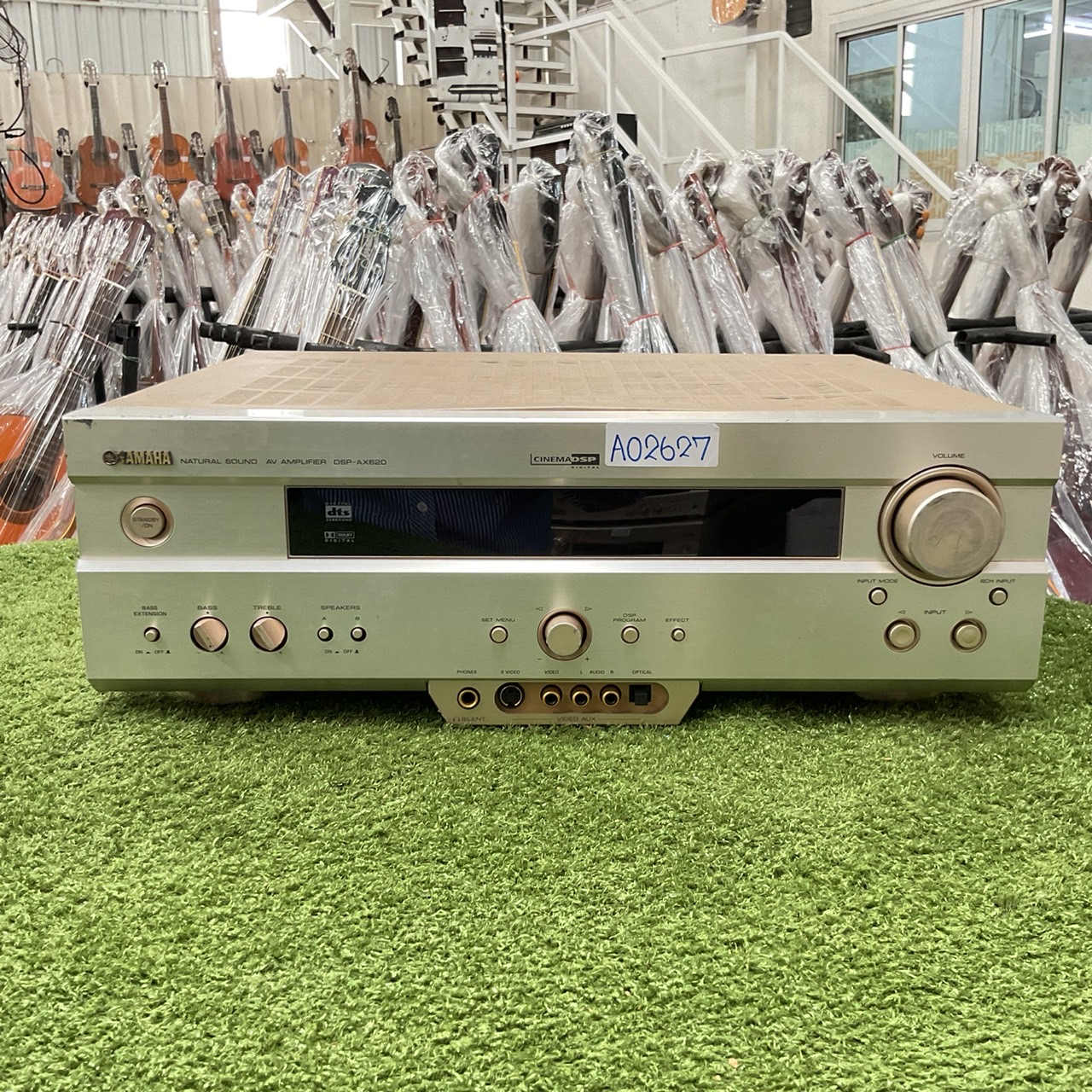 เครื่องขยายเสียง YAMAHA : DSP-AX620