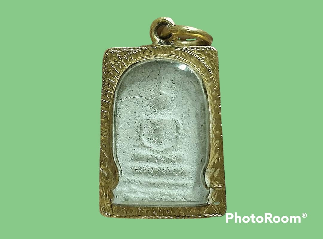 สมเด็จบางขุนพรหม พิมพ์คะแนน วัดใหม่อมตรส (บางขุนพรหม) เลี่ยมทองคำ