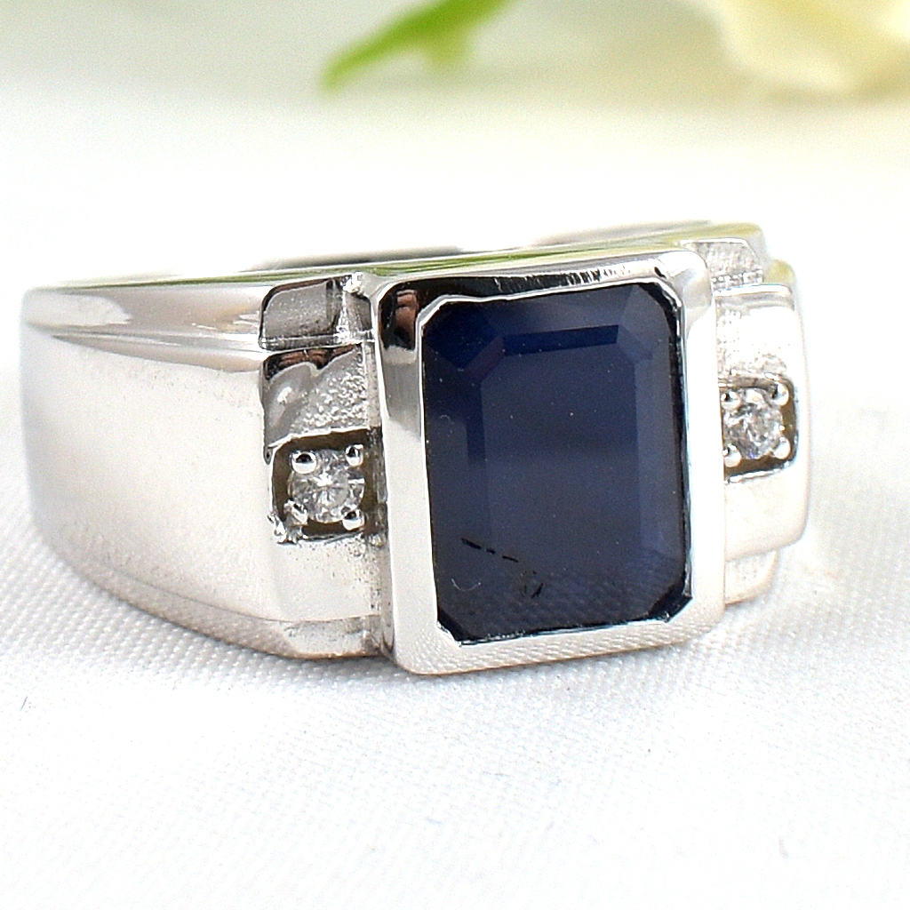 แหวนเงินแท้ราคาถูกชุบทองคำขาว ไพลินแท้ 3.70 กะรัต เพชรCZ 0.08 กะรัต งานประณีตสวยงาม สั่งผลิตค่ะ