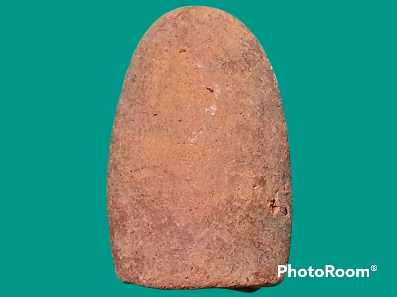 พระคงหลวงพ่อกวย วัดโฆสิตาราม จ.ชัยนาท พิมพ์ใหญ่ สร้างจากเนื้อดินที่นำมาจากบ่อน้ำศักดิ์สิทธิ์ในวัดมากดพิมพ์ เป็นพระพิมพ์ยุคแรกๆที่สร้าง ประกอบด้วย พิมพ์พระคง พระรอด พระสรร พระร่วง พระลีลา ฯลฯ