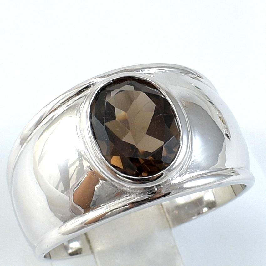 แหวนเงินแท้ราคาถูกชุบทองคำขาว พลอยแท้สโมกกี้ควอทซ์ 2.25 กะรัต งานประณีตสวยงาม สั่งผลิตค่ะ