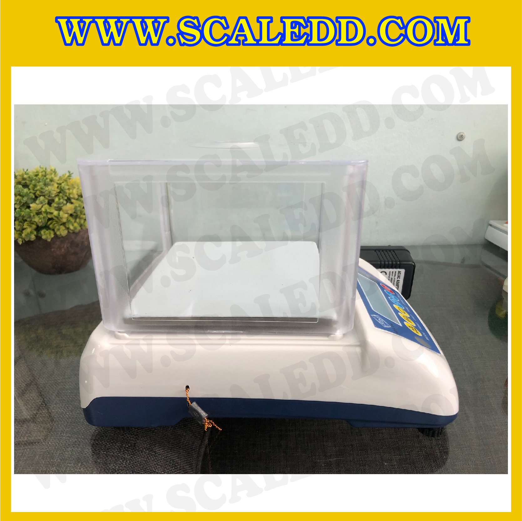 เครื่องชั่งละเอียดสูง พิกัด 300g เครื่องชั่งดิจิตอล300กรัม ค่าละเอียด 0.01g ยี่ห้อ SDS รุ่น IDS704