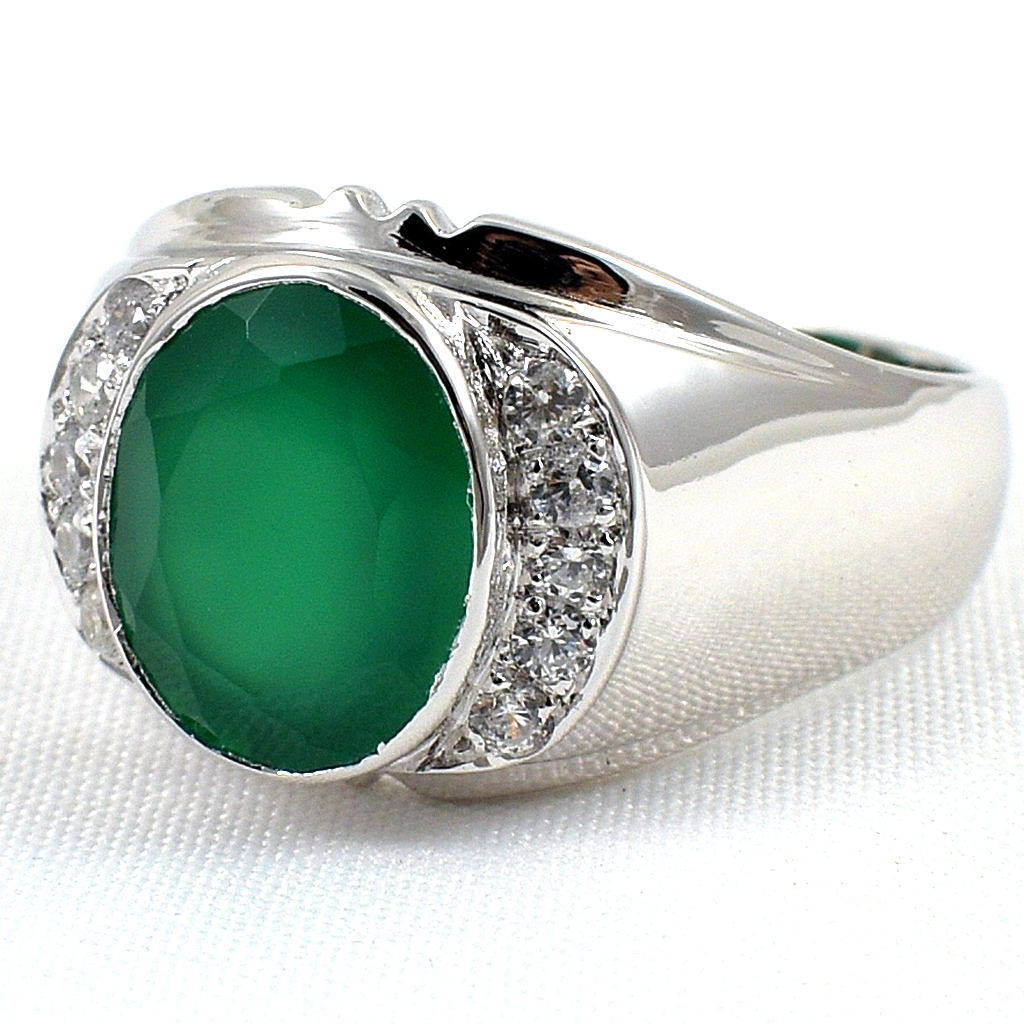 แหวนเงินแท้ราคาถูกชุบทองคำขาว พลอยแท้กรีนอะเกท 4.55 กะรัต เพชรCZ 0.30 กะรัต งานประณีตสวยงาม สั่งผลิตค่ะ