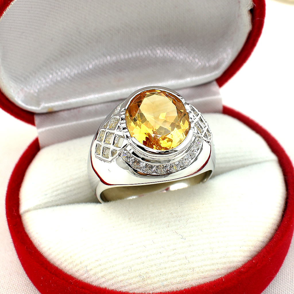 แหวนเงินแท้ราคาถูกชุบทองคำขาว ซิทรินแท้ 4.95 กะรัต เพชรCZ 0.48 กะรัต งานประณีตสวยงาม สั่งผลิตค่ะ