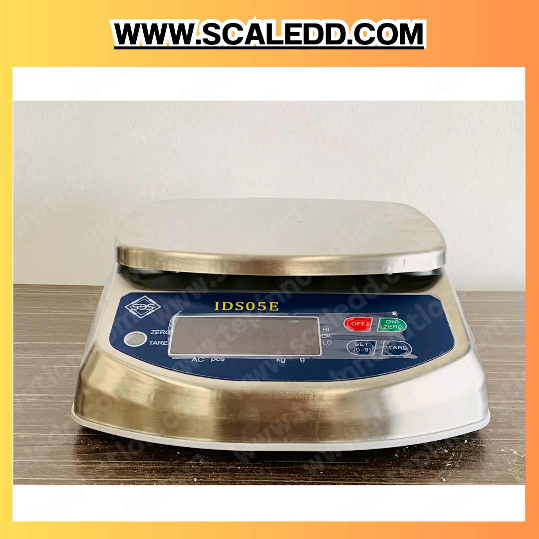 เครื่องชั่งกันน้ำแบบตั้งโต๊ะ ยี่ห้อ SDS รุ่น IDS05E พิกัด 600g - 6000g