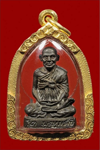 รูปเหมือนสมเด็จพระพุฒาจารย์(โต) พรหมรังสี วัดระฆังโฆสิตาราม รุ่นอนุสรณ์ 100 ปี 2515 เนื้อนวะ เลี่ยมทองคำ