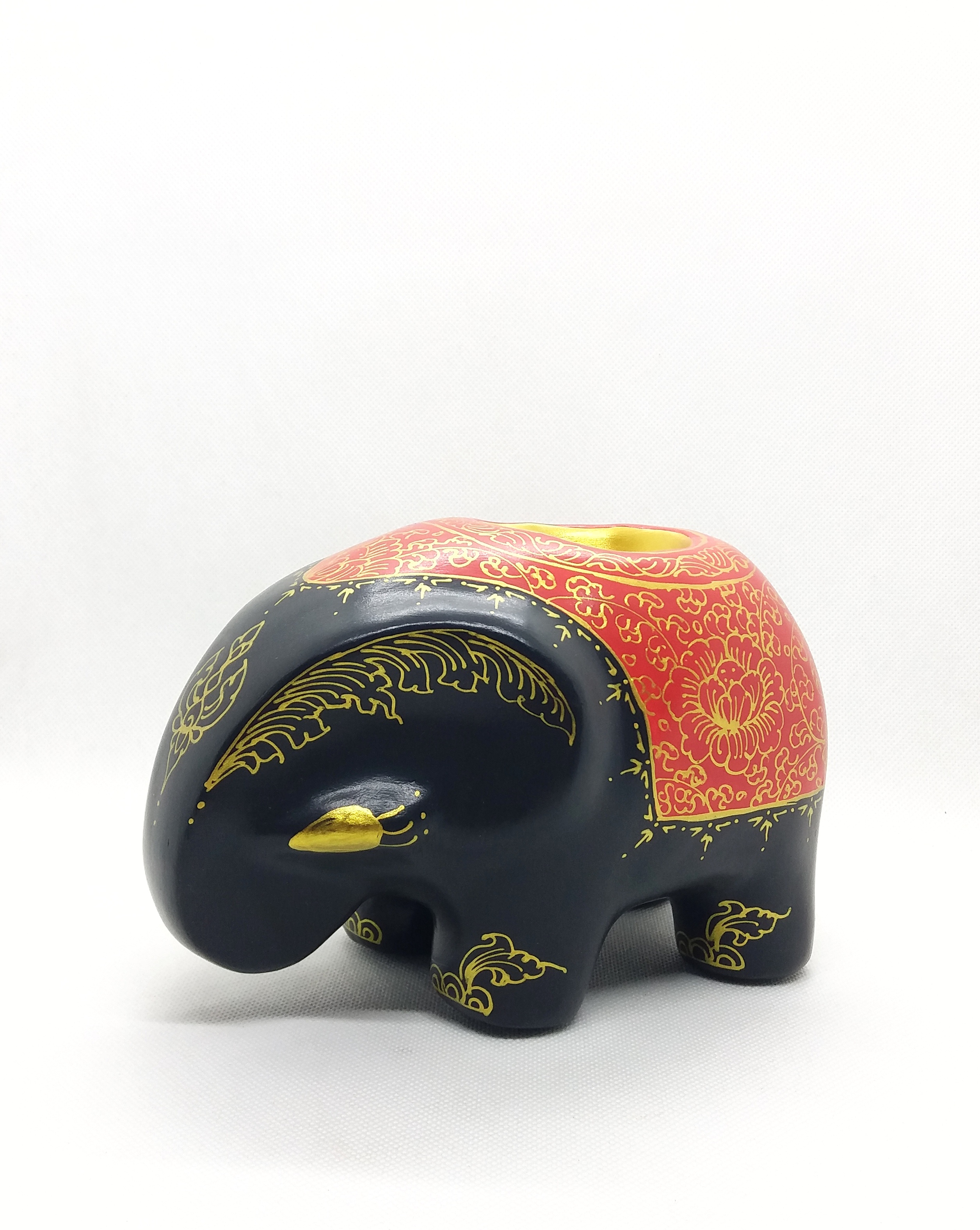 ช้างวางเทียนหอม Size M สีแดงดำ