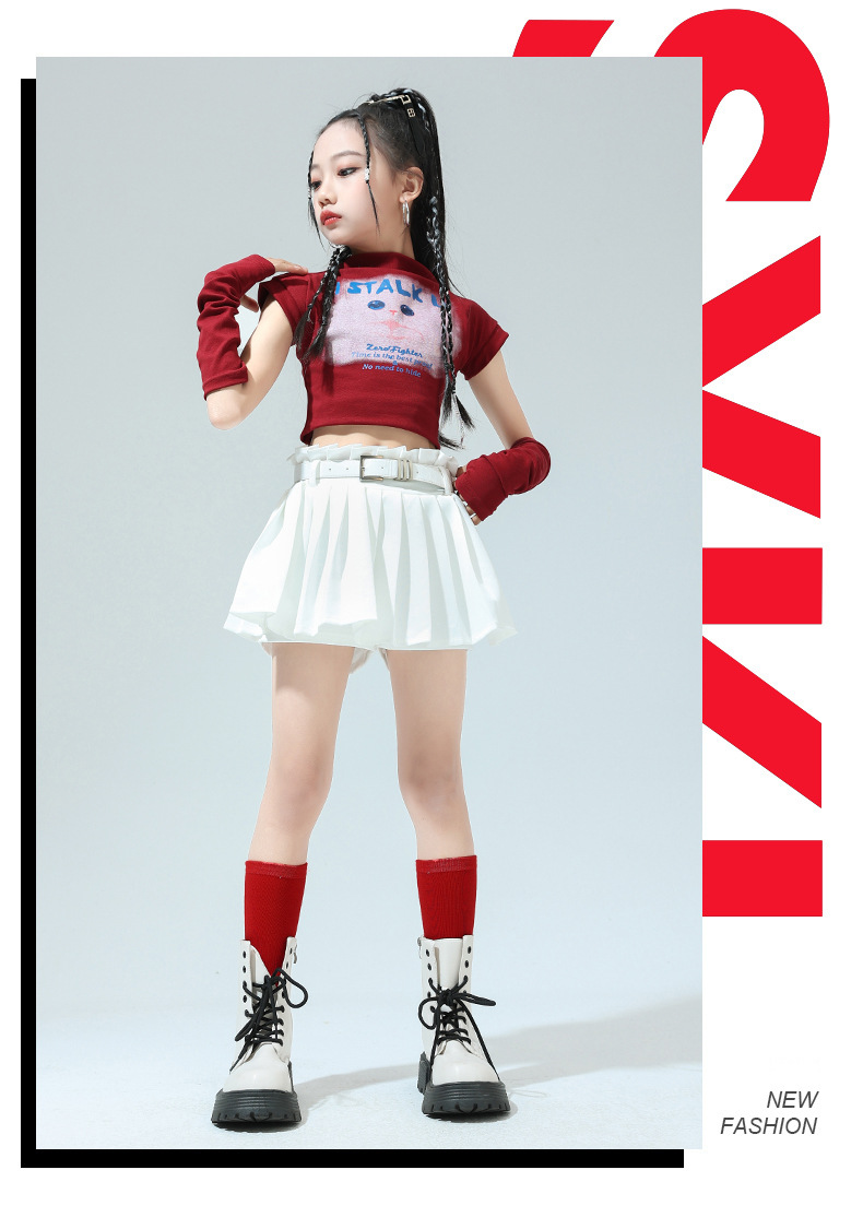 พร้อมส่ง***ชุดเต้น ลายแมว สไตล์เกาหลี เซ็ตเสื้อTKIAULS+กางเกงกระโปรง