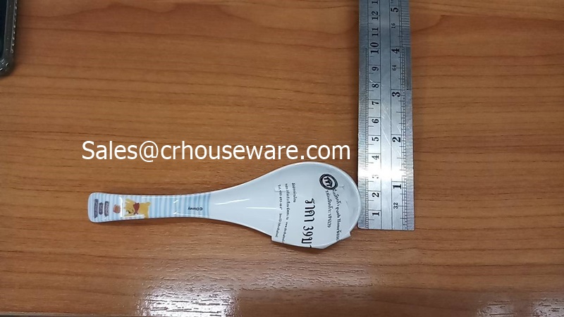 ช้อนด้ามงอ ลายพูห์บลูสปอตไวห์ Poo Bule sport White PB-SP61391,Bent spoon