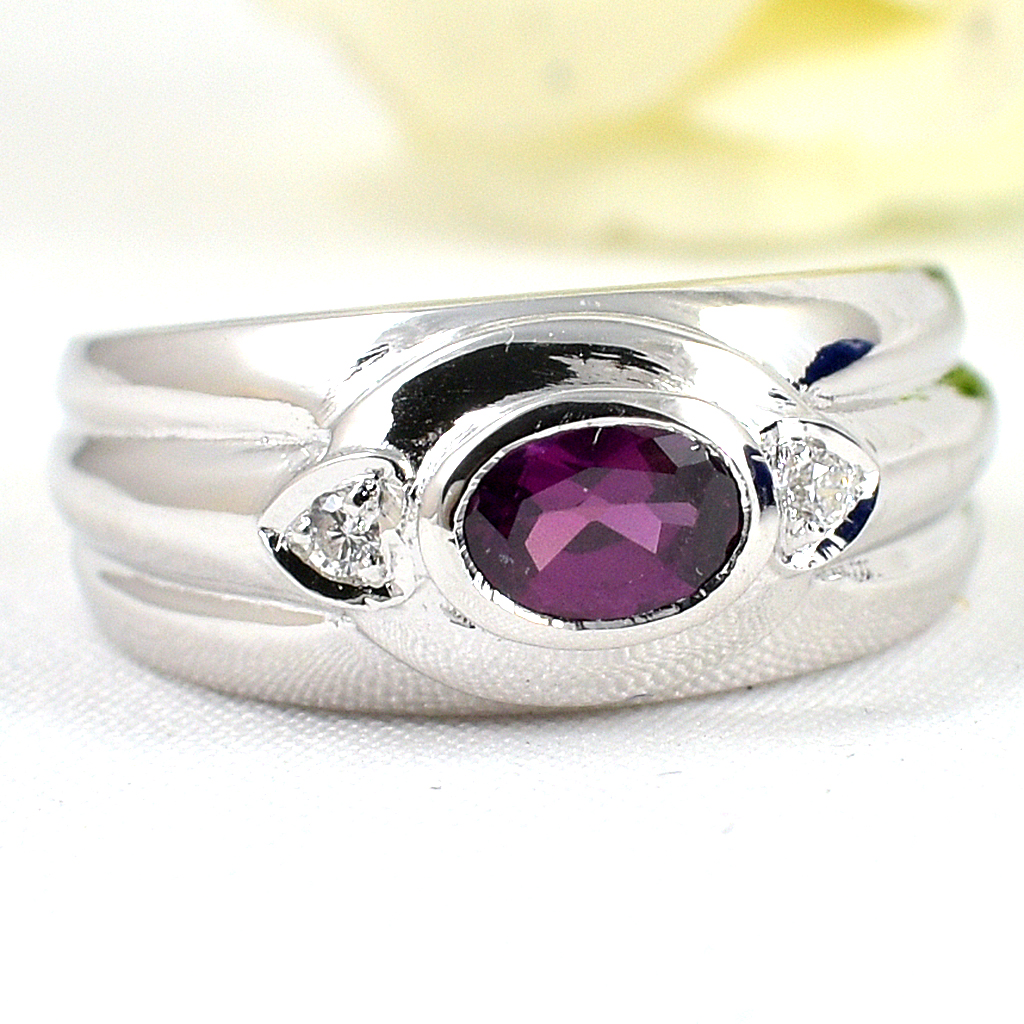 แหวนเงินแท้ราคาถูกชุบทองคำขาว พลอยแท้โรโดไลท์การ์เน็ต 0.65 กะรัต เพชรCZ 0.06 กะรัต งานประณีตสวยงาม สั่งผลิตค่ะ