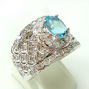 แหวนเงินแท้ราคาถูกชุบทองคำขาว สวิสบลูโทปาซแท้ 1.60 กะรัต เพชรCZ 0.68 กะรัต งานประณีตสวยงาม สั่งผลิตค่ะ