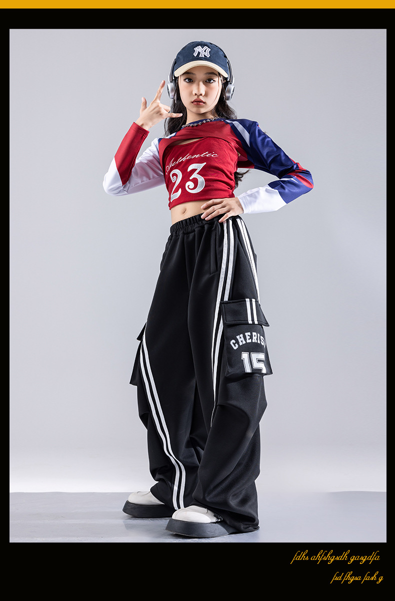 พร้อมส่ง ชุดเต้น สีแดง เลือดหมู เสื้อแขนยาวแต่งหน้าอก+กางเกงขายาวดำ