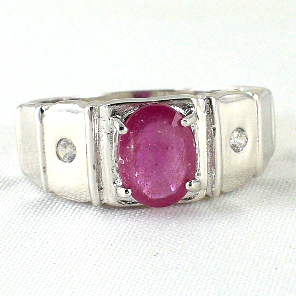 แหวนเงินแท้ราคาถูกชุบทองคำขาว พลอยแท้ทับทิม 1.45 กะรัต เพชรCZ 0.06 กะรัต งานประณีตสวยงาม สั่งผลิตค่ะ