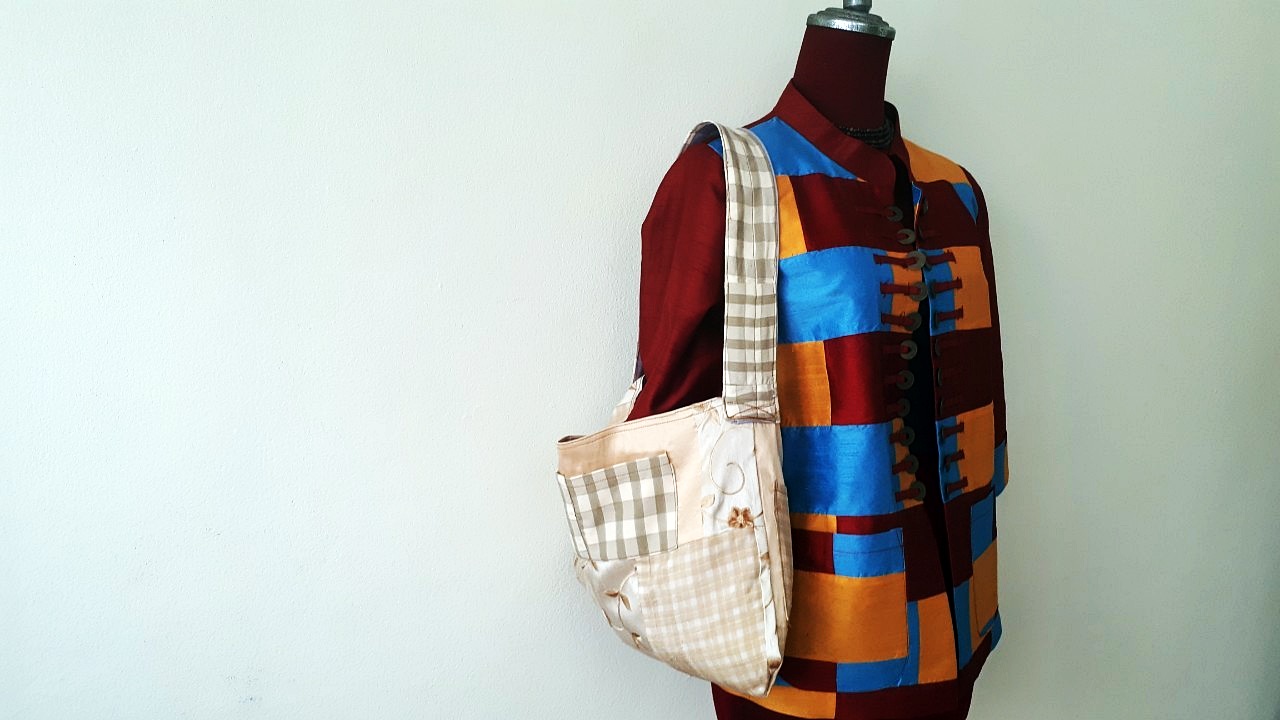 SIVA เสื้อคลุ้มผ้าไหมไทยตกแต่งวัสดุเหลือใช้ SIVA (ส่งฟรี) ดำ,น้ำตาล,ชมภู่,ฟ้า,แดงเลือดหมู M,L,XL,XXL