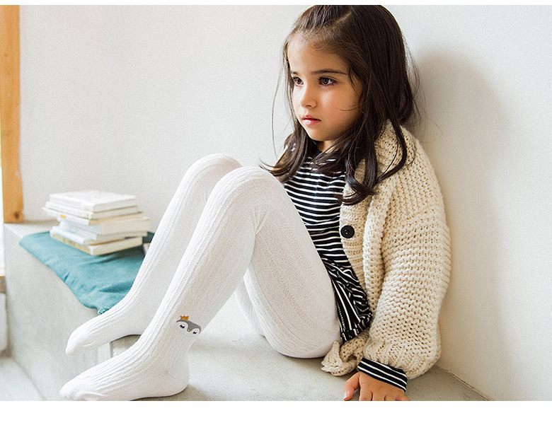 Fถุงน่องเด็ก ลายหมาป่า