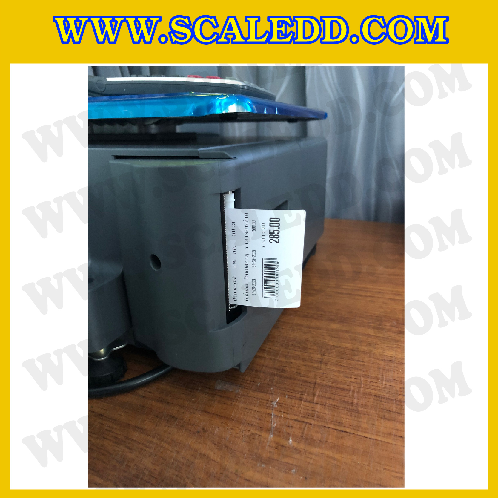 เครื่องชั่งดิจิตอลคำนวณราคา แบบมีคอเสาพร้อมพิมพ์สติ๊กเกอร์ พิกัด 15 กิโลกรัม ความละเอียด 5 กรัม ยี่ห้อ DIGI รุ่น SM-320P