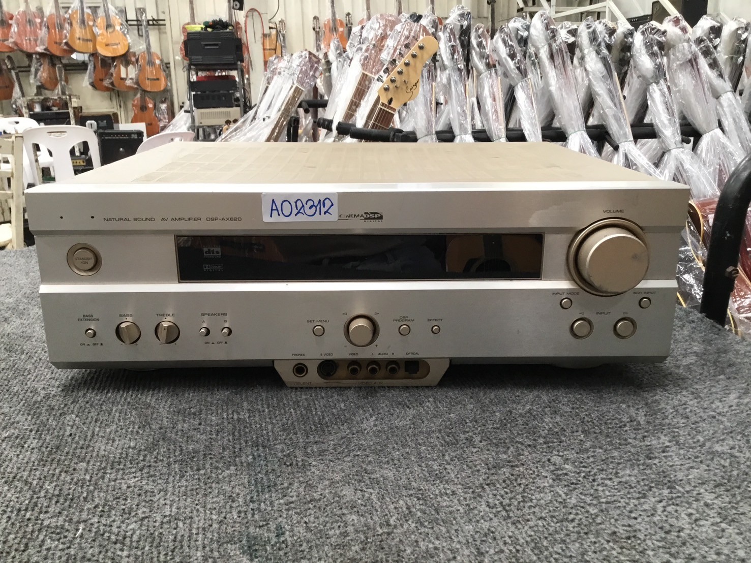 เครื่องขยายเสียง YAMAHA : DSP-AX620