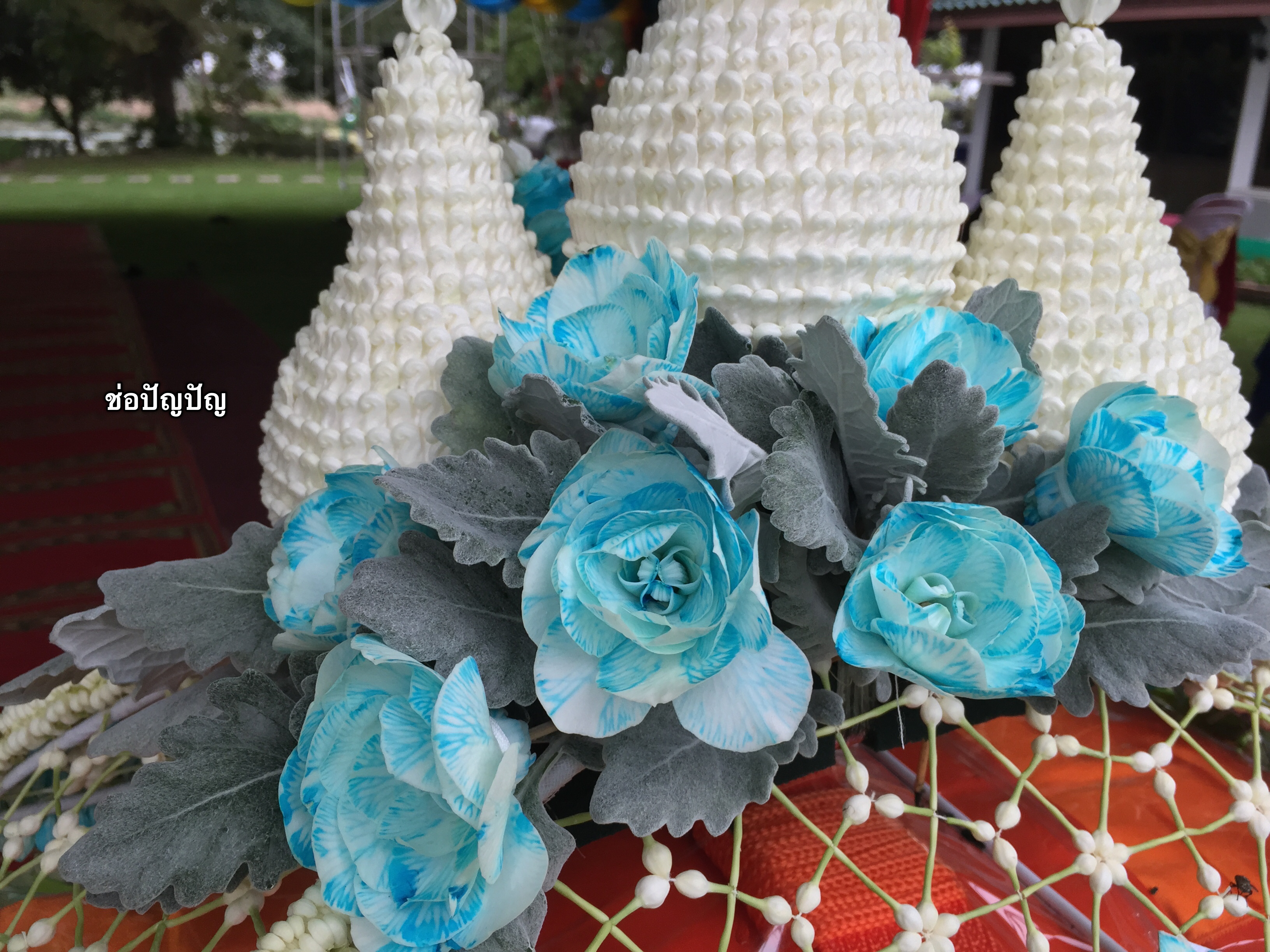 ชุดเครื่องบวชดอกไม้สด โทนสีฟ้า ส่งงานธีระฟาร์ม อ่างทอง