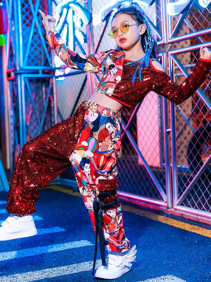 **พร้อมส่ง**ชุดเต้น ชุดฮิปฮอป เสื้อแขนยาว ปักเลื่อม พร้อมกางเกงขาขายาว