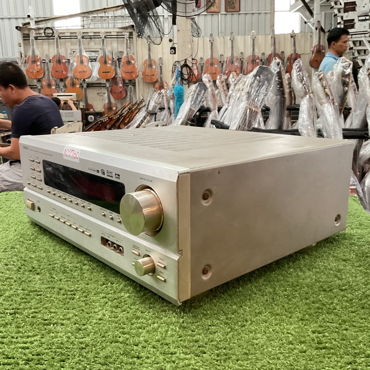 เครื่องขยายเสียง DENON : AVC-1850